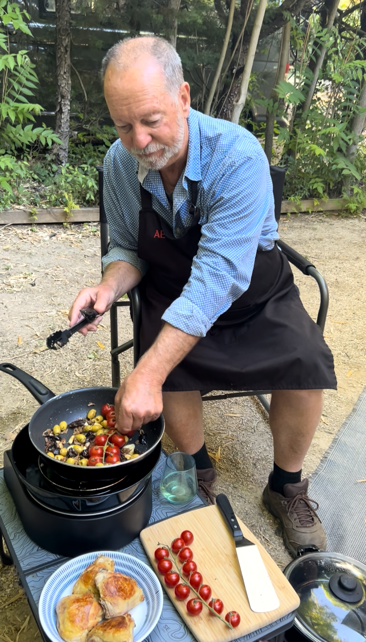 Des adding the vegetables