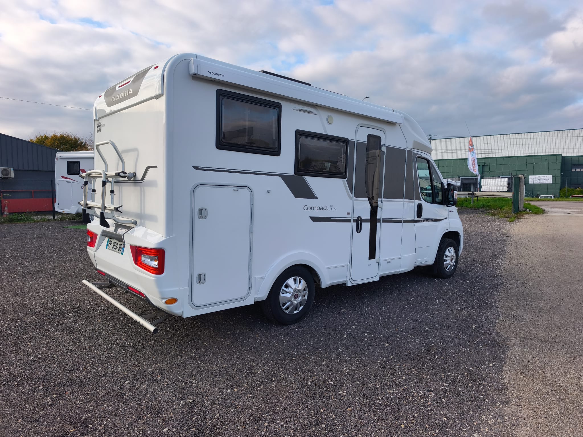 Adria Compact SP Plus thumbnail 2