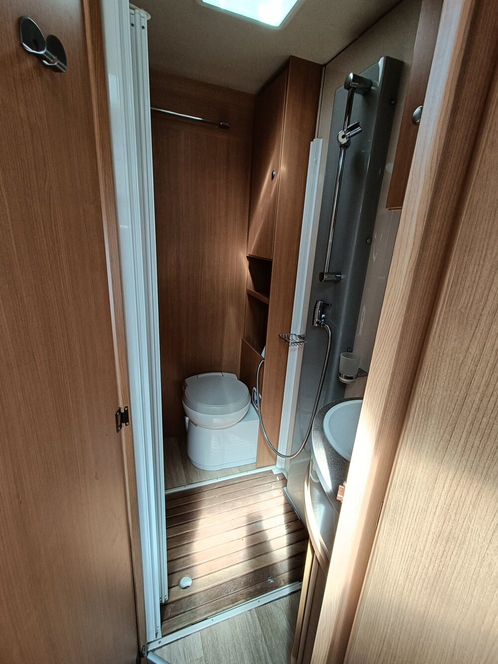 Challenger Genesis 36 thumbnail 10