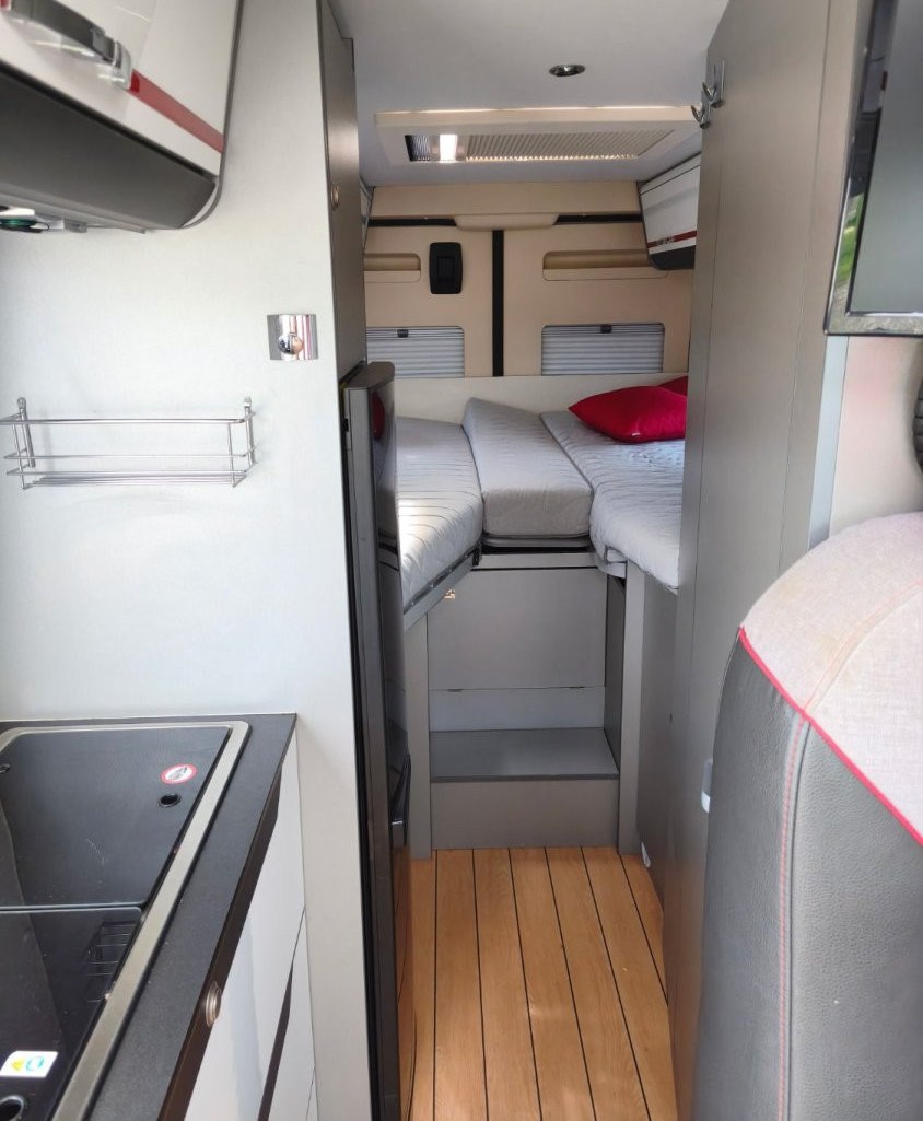 Elios Van 63 L (2018) thumbnail 5
