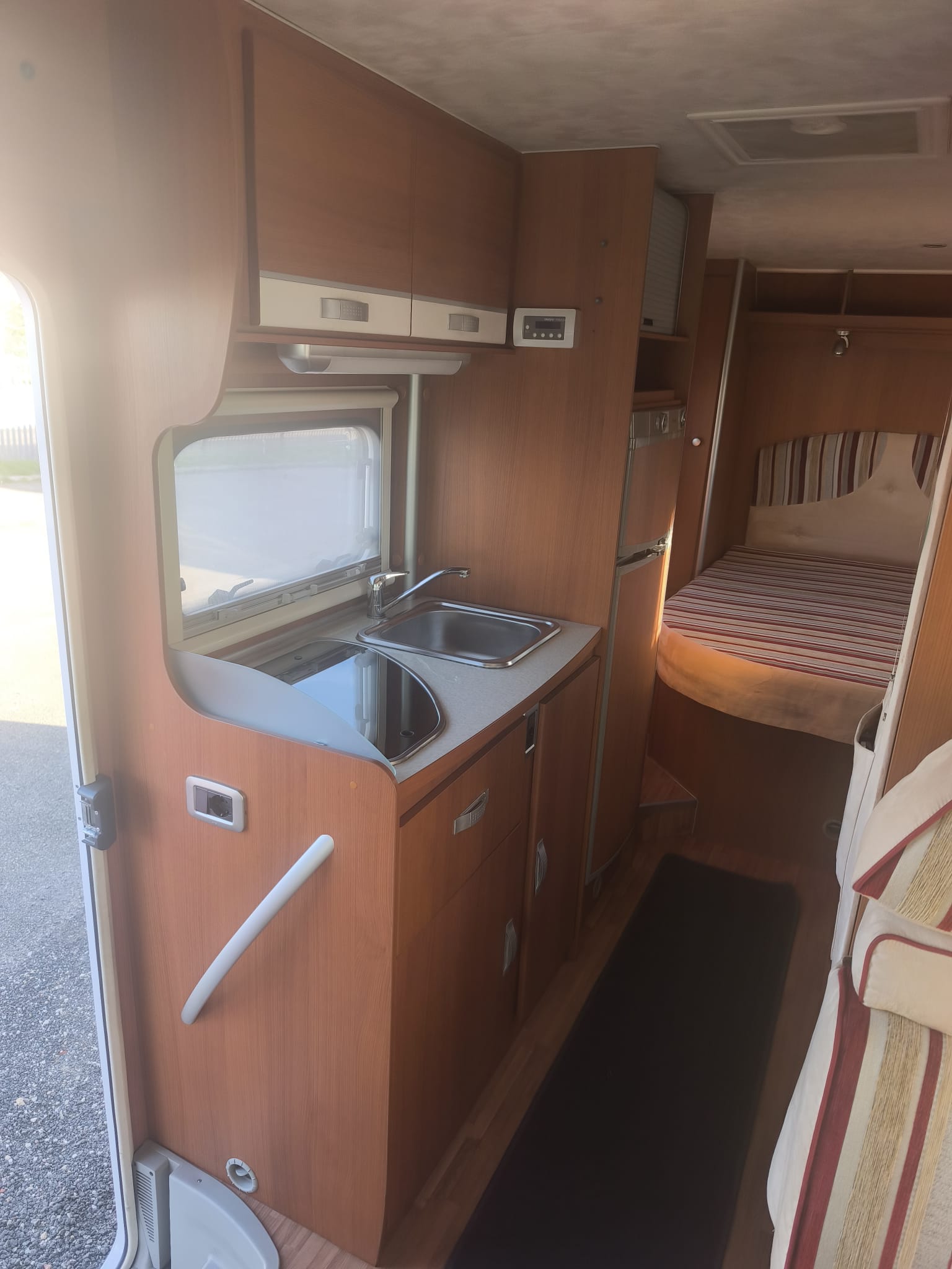 Elnagh Baron 580 thumbnail 7