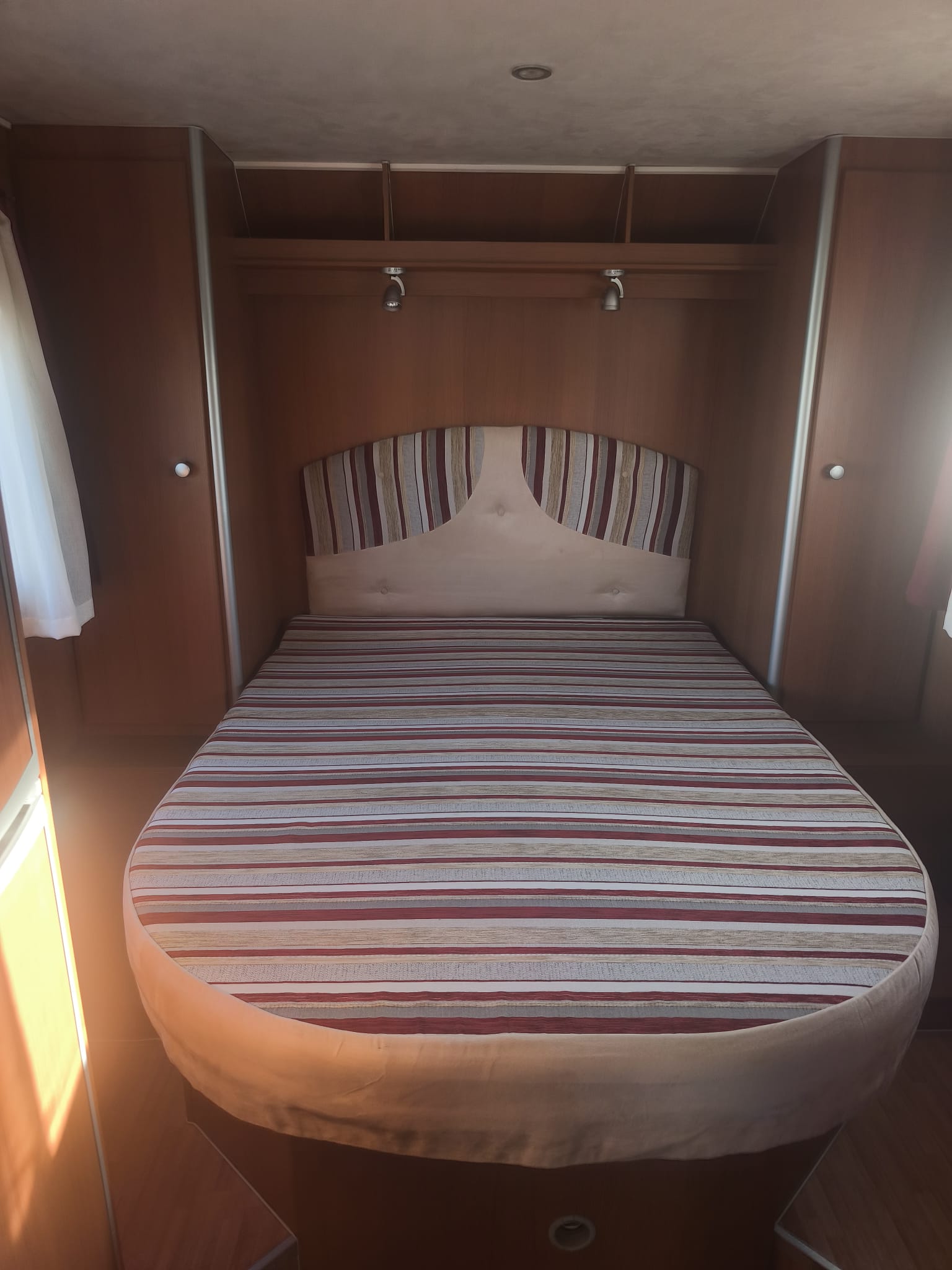 Elnagh Baron 580 thumbnail 9