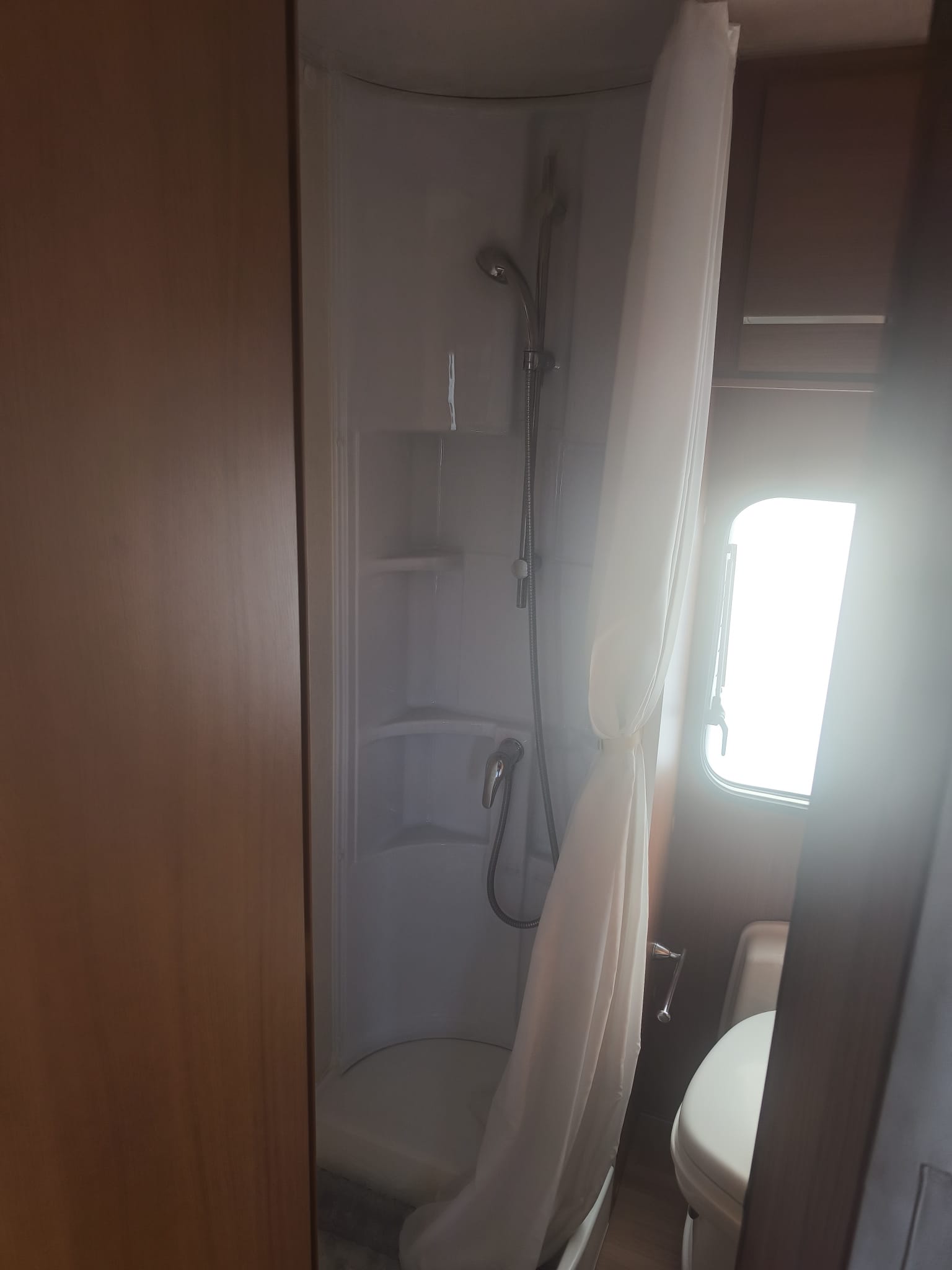 Elnagh Baron 580 thumbnail 10