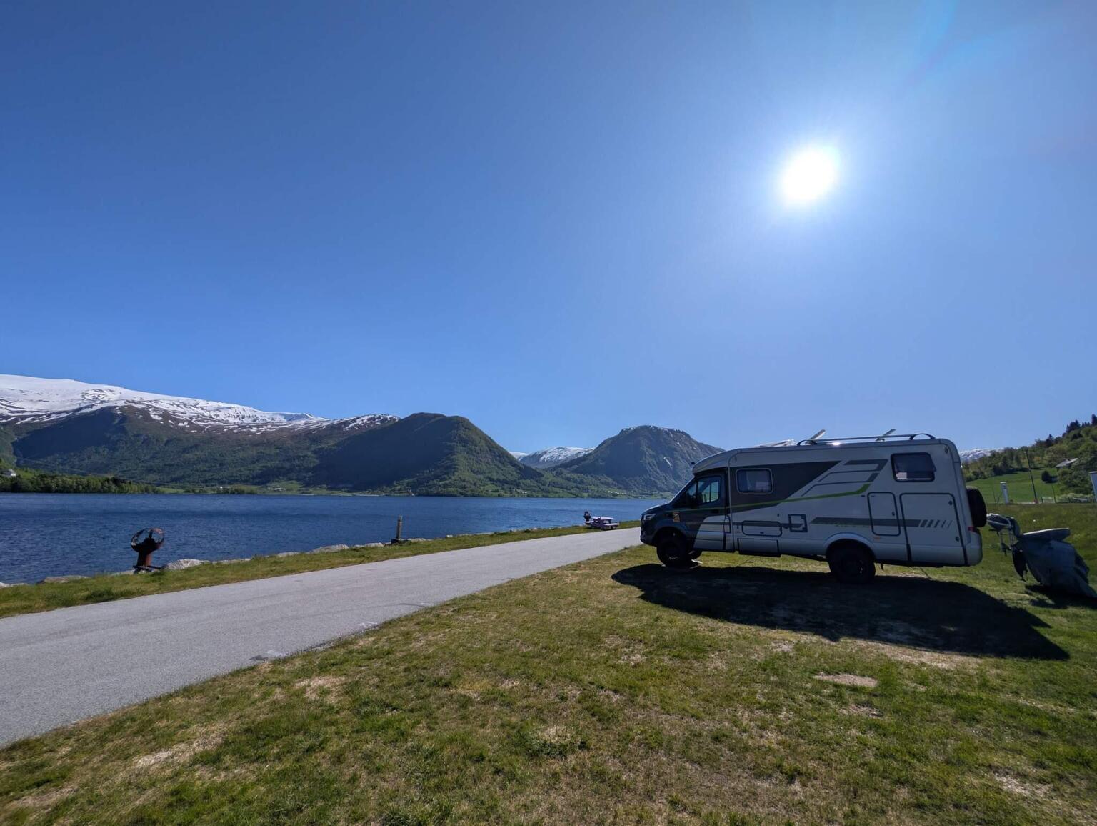 Hymer 570 Crossover thumbnail 16