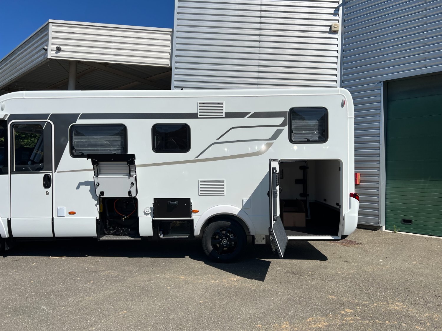 Hymer B-Klasse ModernComfort I 600 thumbnail 5