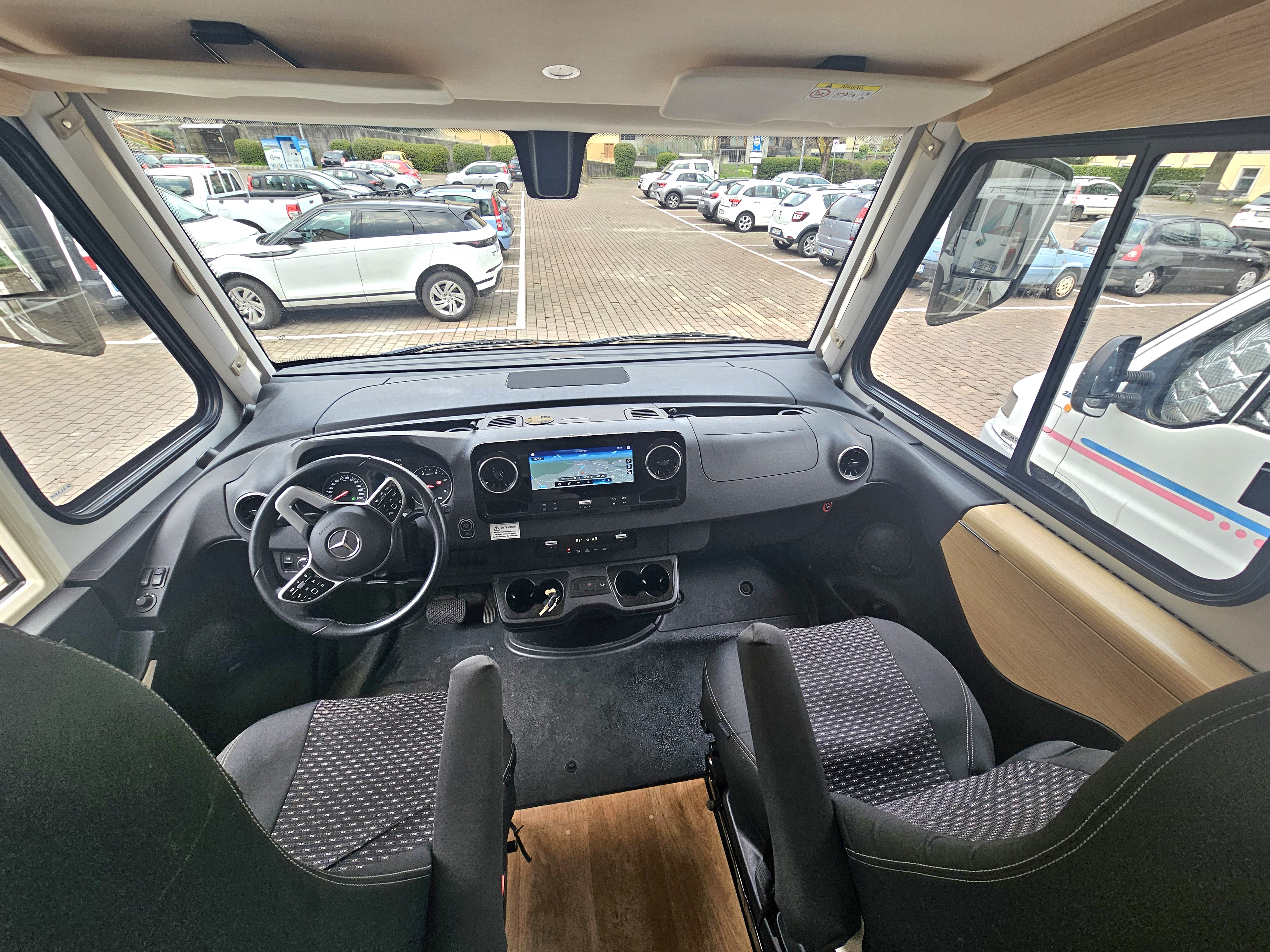 Hymer B-MC I 690 thumbnail 11