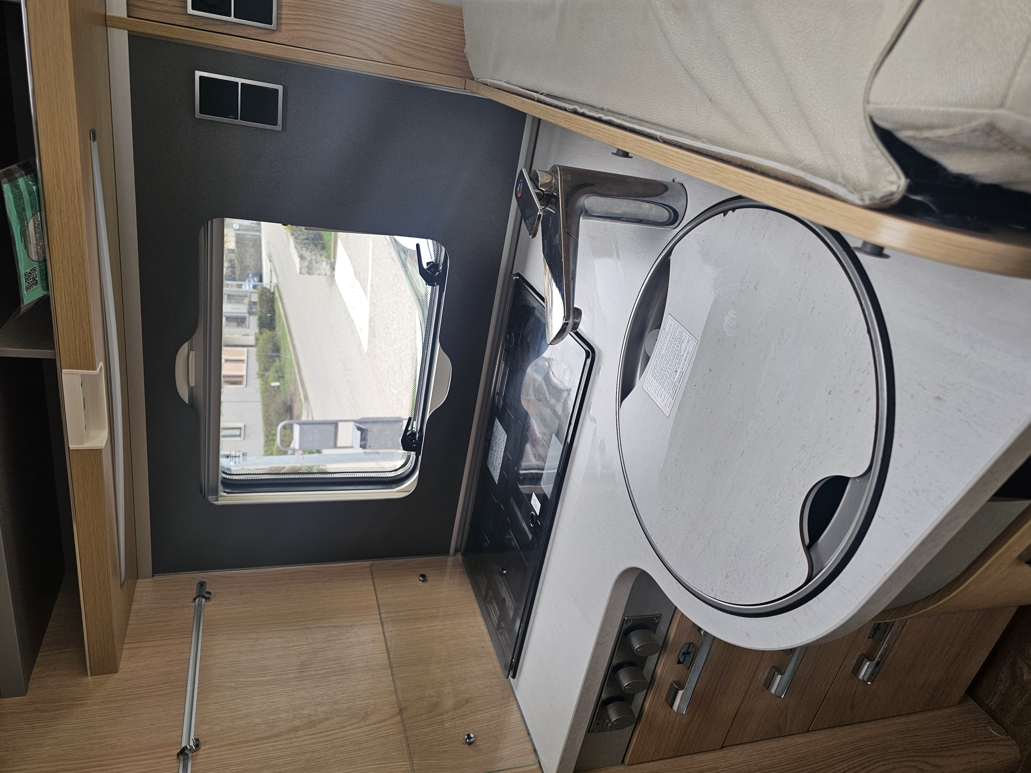 Hymer B-MC I 690 thumbnail 13