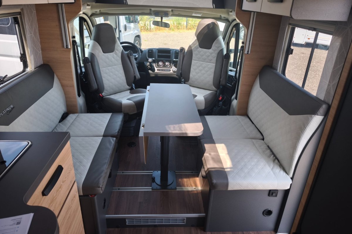 Knaus Live Wave 700 LX Platinum Selection thumbnail 2
