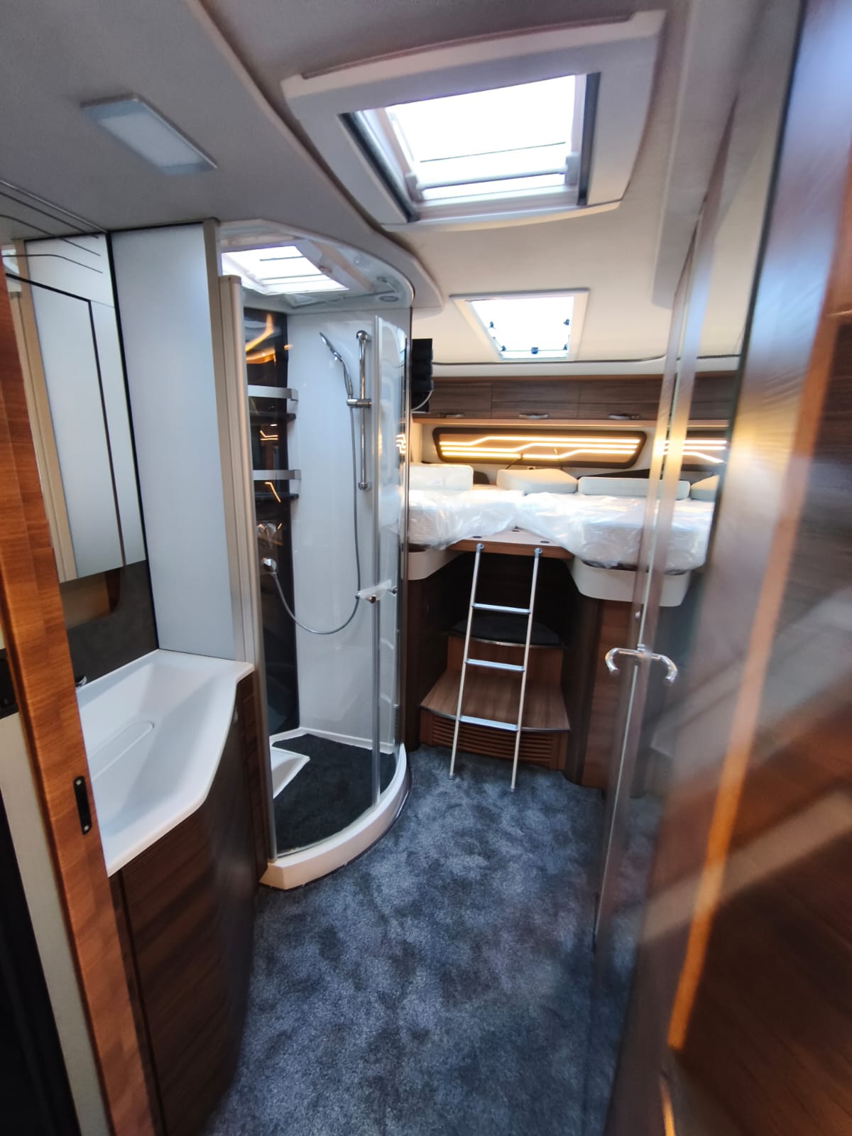 Knaus Sun I 900 LEG thumbnail 14