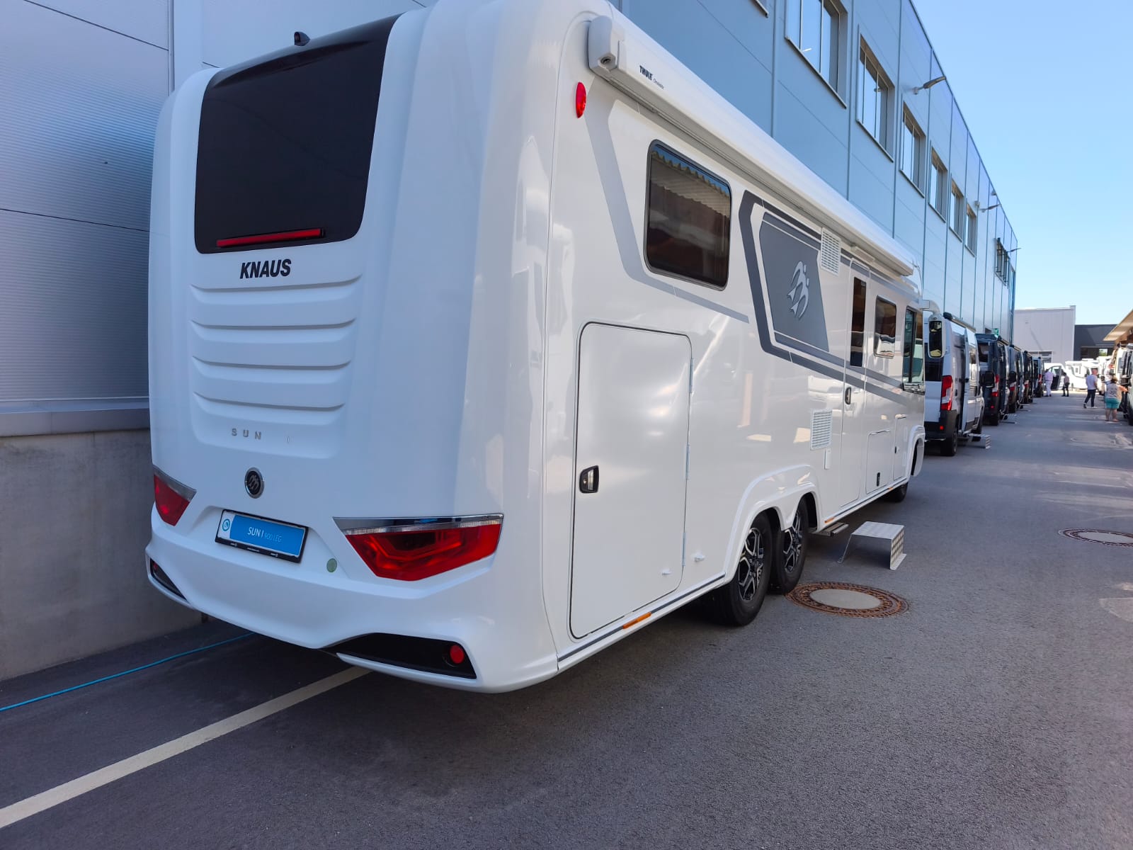 Knaus Sun I 900 LEG thumbnail 2