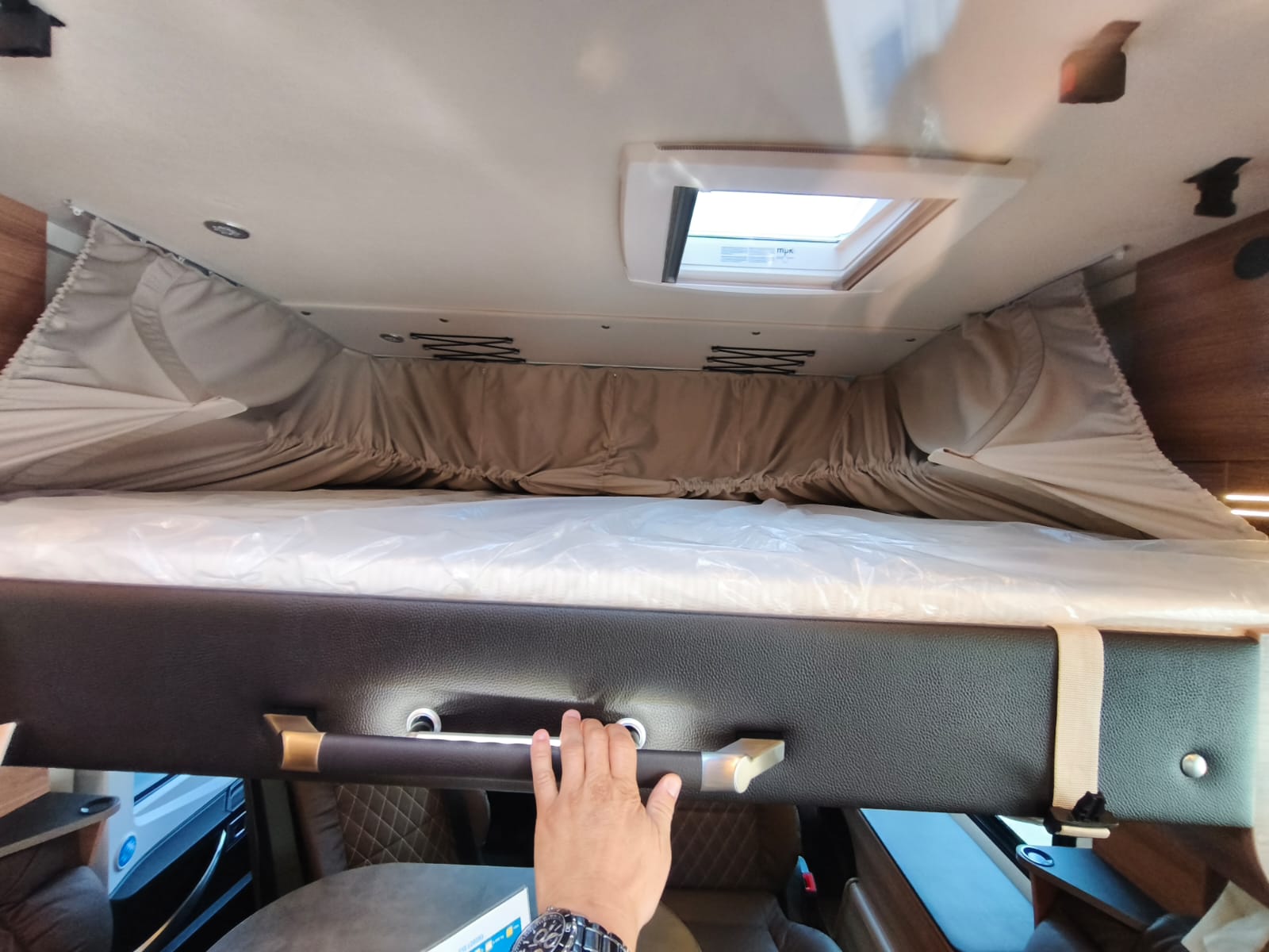 Knaus Sun I 900 LEG thumbnail 12