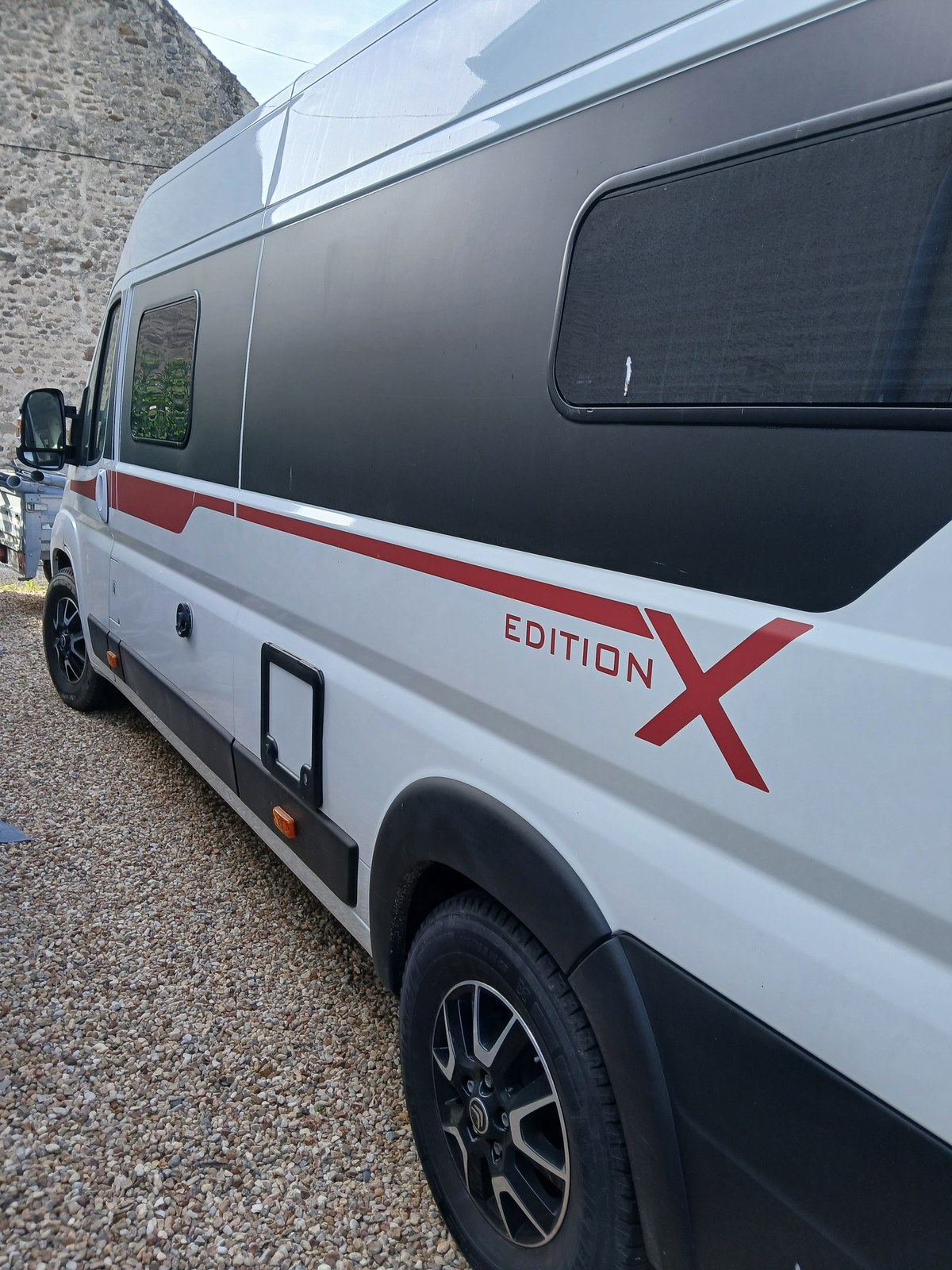 Pilote V630J X-Edition thumbnail 5