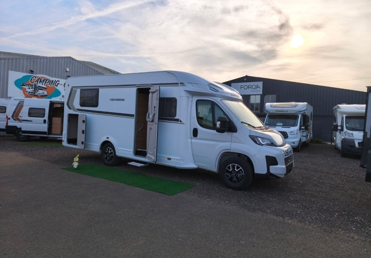 Weinsberg CaraSuite 700 DX thumbnail 2