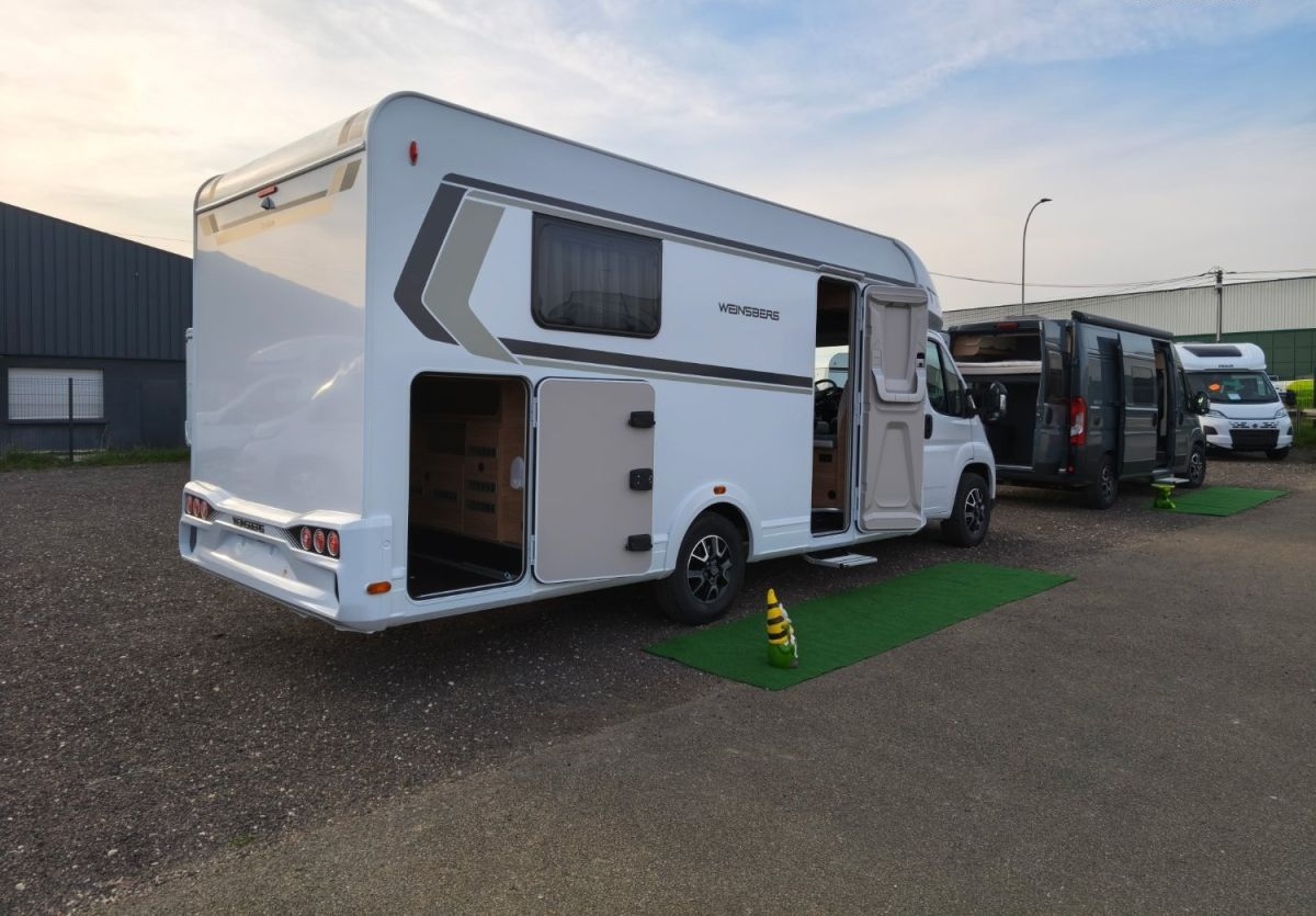 Weinsberg CaraSuite 700 DX thumbnail 3