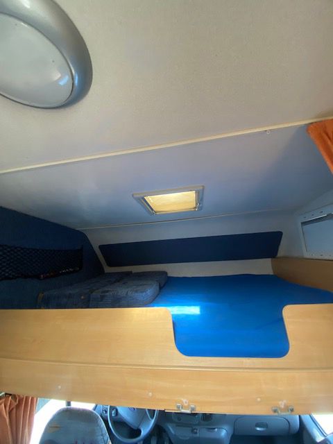 2003 Chausson Welcome 27 front overhead cab