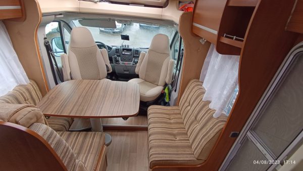 Chausson Welcome 76 Y2010 (11)