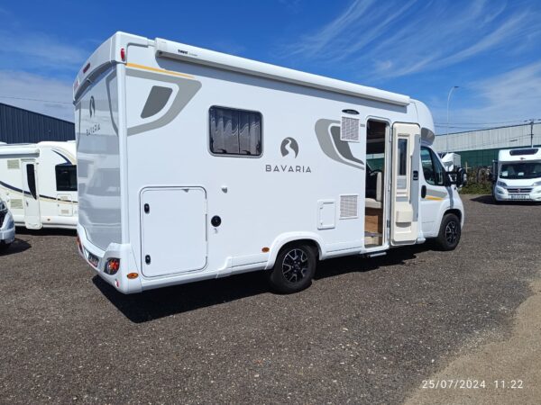 Bavaria T 726 FC Nomade (2)