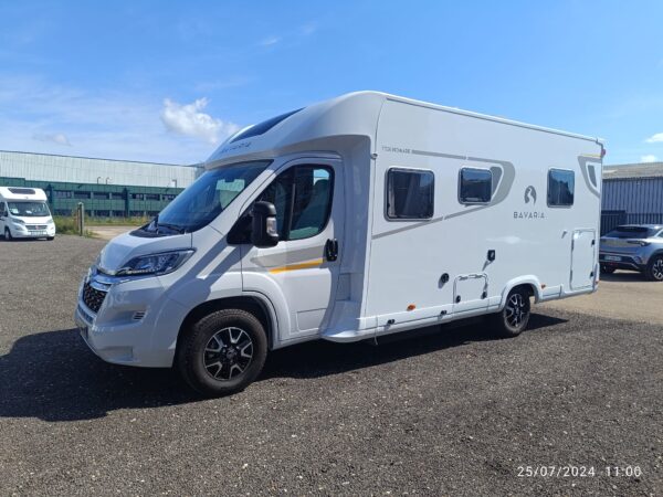 Bavaria T 726 FC Nomade (4)