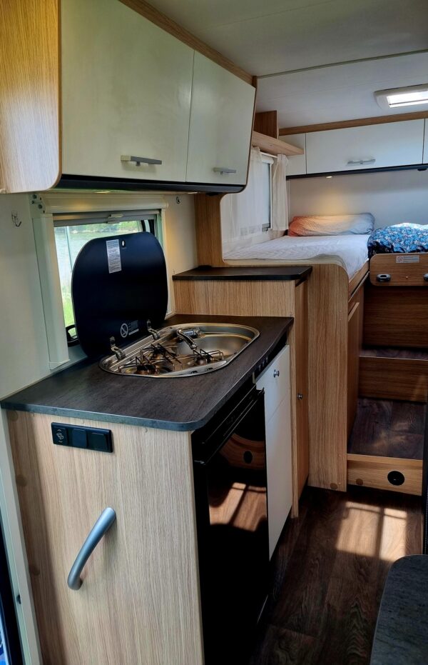 Sunlight V66 2021 used motorhome for sale in France (13)