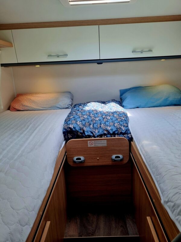 Sunlight V66 2021 used motorhome for sale in France (18)