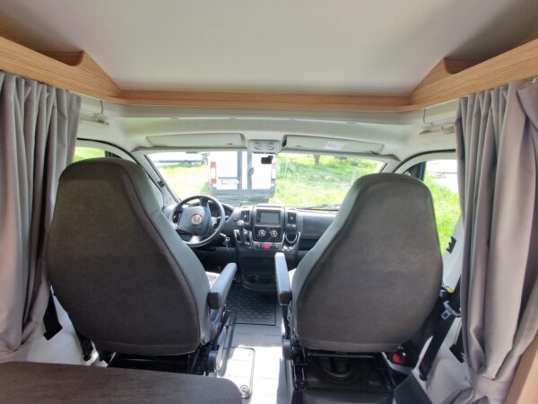 Sunlight V66 2021 used motorhome for sale in France (22)