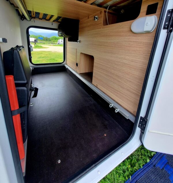 Sunlight V66 2021 used motorhome for sale in France (5)