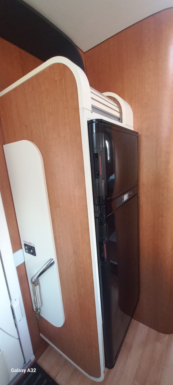 Arca P 740 GLC - used motorhome for sale in Europe fridge