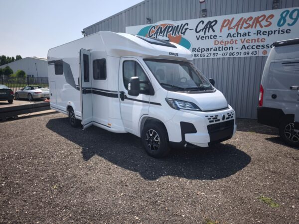 Knaus Live Wave 700 LX Platinum Selection front main image