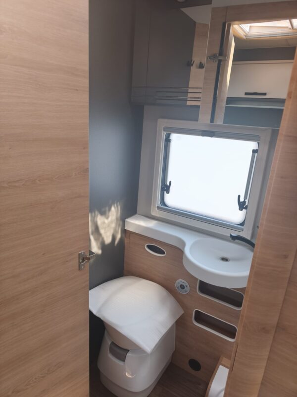 Knaus Live Wave 700 MEG Platinum Selection - new motorhome for sale in France (3)