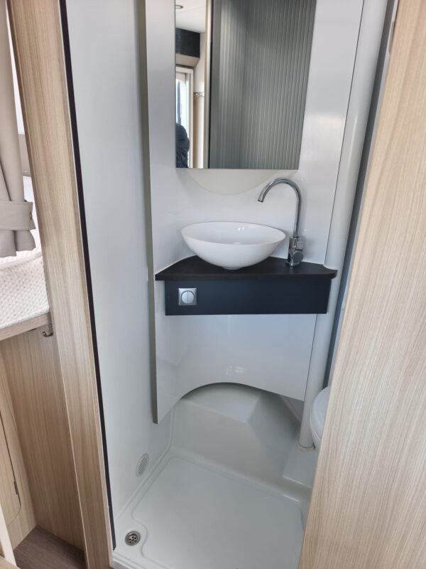 Adria Compact SP Plus (13)