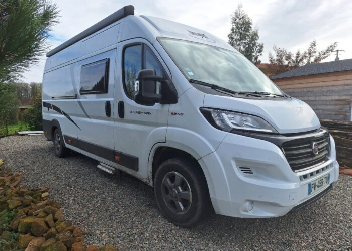 Motorhome for sale in France - Mc Louis Menfys 4 S Line